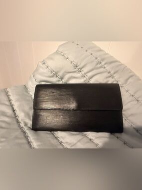 Louis Vuitton Black Textured Leather Wallet